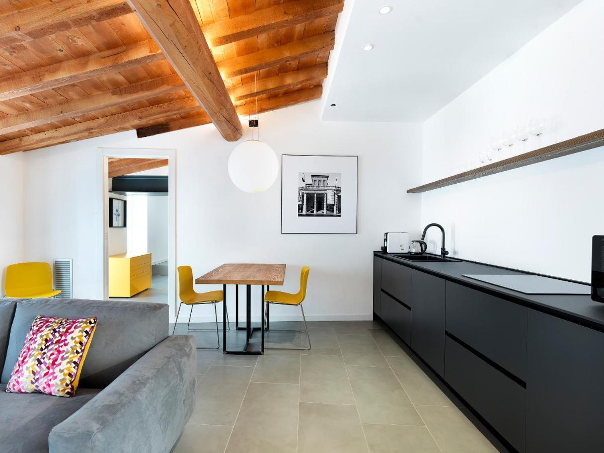 Sg9 City Apartments Brescia Luaran gambar